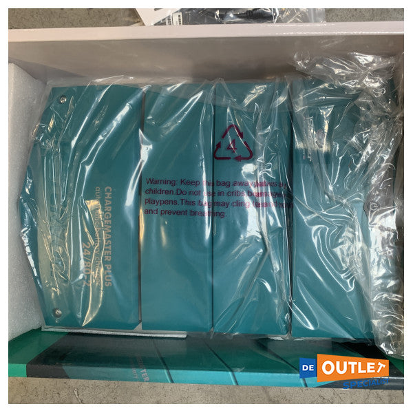 MasterVolt Chargemaster más 24V | 80a | 2 cargador de batería de salida - 44320805