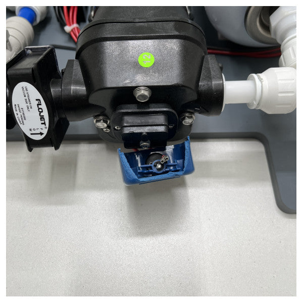 Jabsco WPS Panel 18 хидрофорна помпена система за питейна вода 12V - 52550-1000