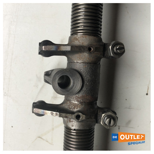 ボルボ・ペンタ TAMD31M ロッカーシャフト 中古 - 838641