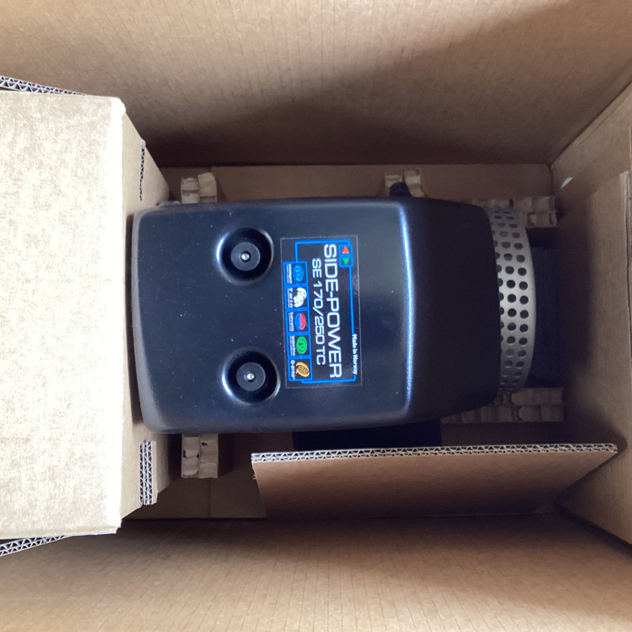 Motor elétrico Side Power SP155TC para propulsor de proa 24V