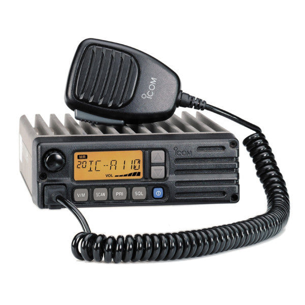 Базова станция на ICOM Airband VHF Transceiver A-110E
