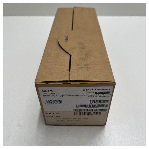 Advantech Conel 4G Router inalámbrico LR77 V2 completo