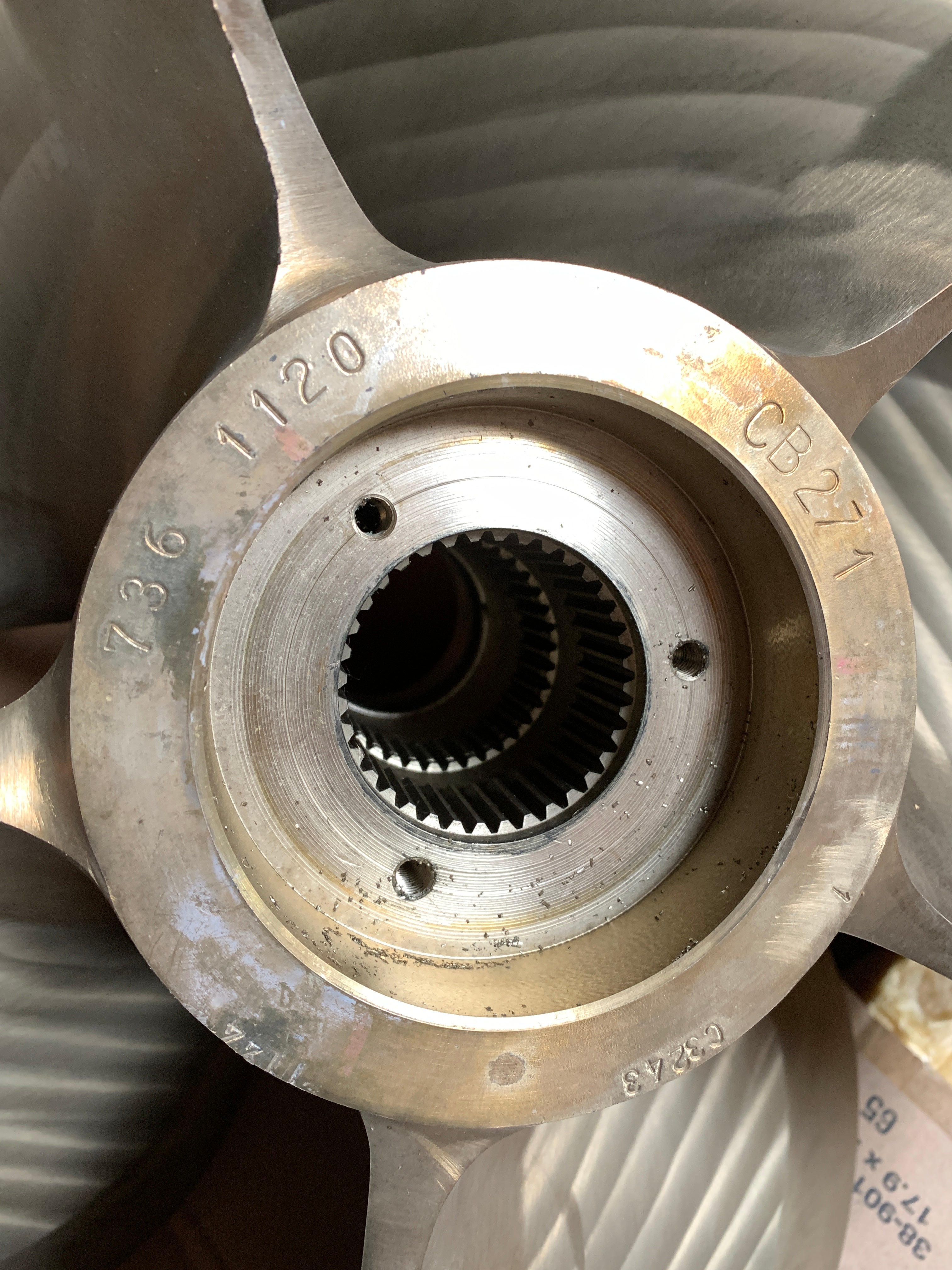 VEEM bronzepropeller 5-bladet 29 x 43 tommer højre