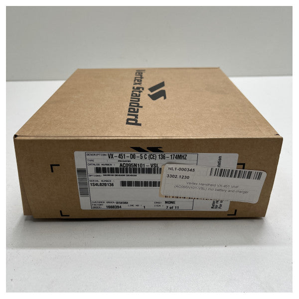 Vertex Standard 32-канален двупосочен ръчен преносим компютър - VX-451 VHF
