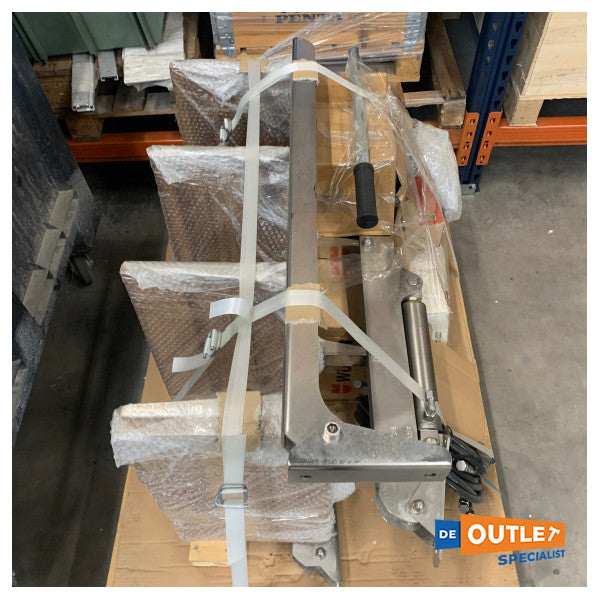 Драбина для плавання HB Technics гідравлічна 4 сходинки 12В