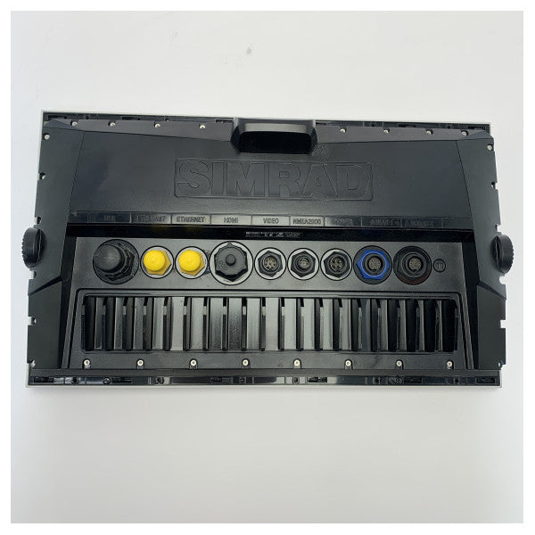 Defect Simrad NSS16 16 inch EVO3 multifunctional chartplotter - 000-13240-001