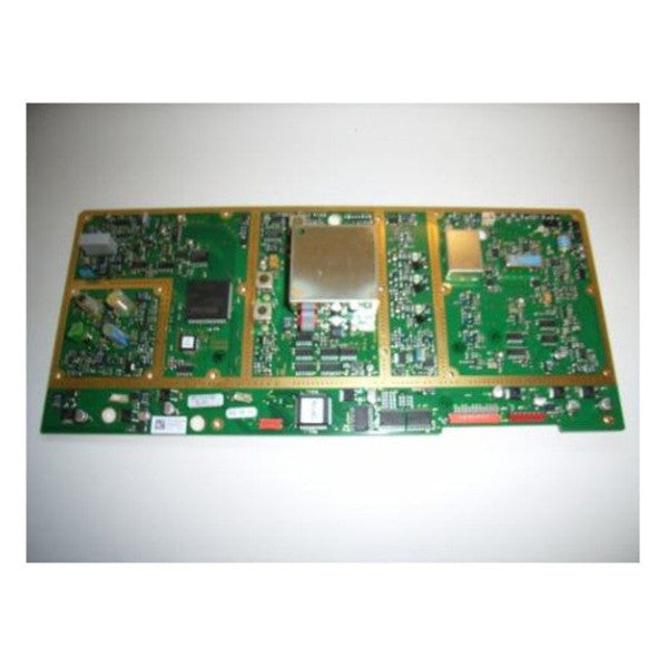 Syntezator radiowy Cobham Sailor MF/HF i moduł DSC do niezawodnej komunikacji morskiej