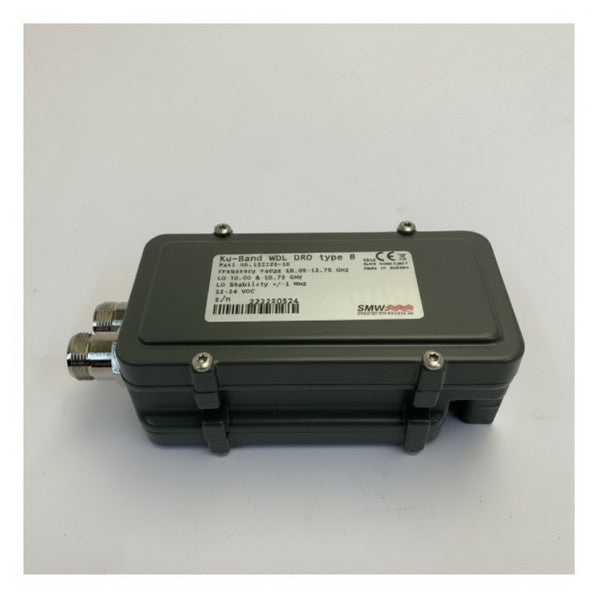 SMW WDL Digital B デュアル出力衛星LNB 10.95-12.75 GHz 1MHz安定性 