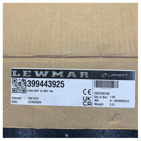 Lewmar 399443925 Daqs 44 B’Profil Baxx li Jinfetaħ Dekka Hatch Kwadru 
