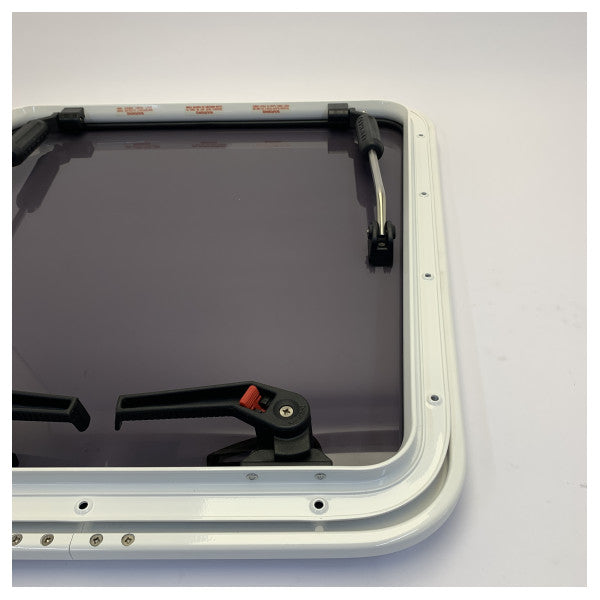 Lewmar Low Profile Hatch 658 x 629mm - Qafas Abjad Akriliku Griż - 30252100 