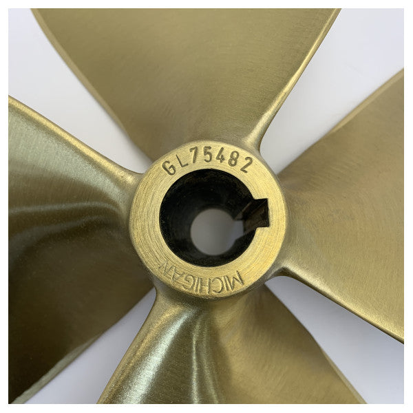 Michigan Propellers 4-bladet messingpropel GL469 20x17 LH 35 mm - 860553 
