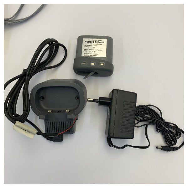 Navico AXIS 250 GMDSS håndholdt maritim VHF-radio - brukt 