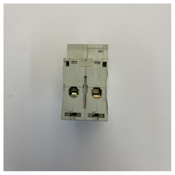 Interruptor automático en miniatura Merlin Gerin Multi 9 C60H C2 MCB 10kA 2A - Usado 