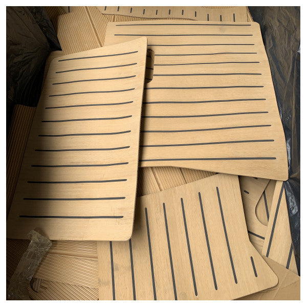 クイックシルバー Activ 675 SunDeck フレキシテック ティークデッキキット - 2371568 