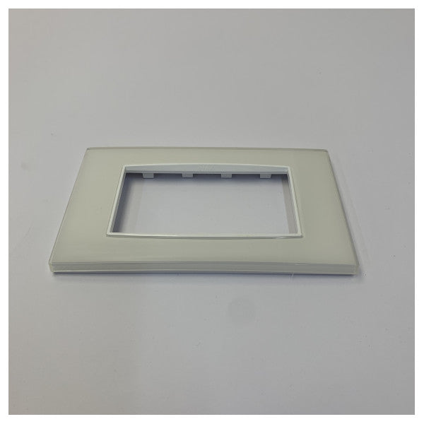 Vimar Eikon 4-Modul-Elektro-Frontplatte - Weiße PVC-Abdeckplatte 20654.B41 