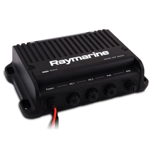 Raymarine E70493 VHF-radio NMEA 0183 -liitännällä - merielektroniikka 