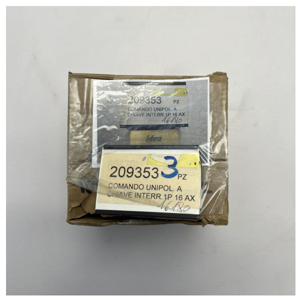 Przełącznik kluczykowy 16A 250V do morskich systemów elektrycznych � Trwały, odporny na warunki atmosferyczne przełącznik do montażu panelowego