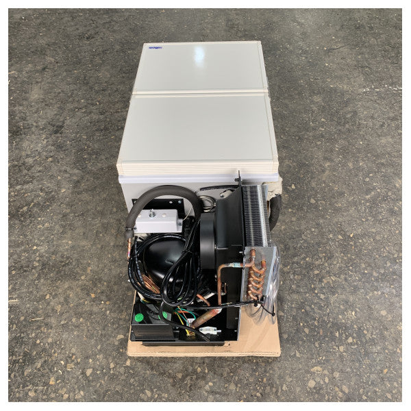 Isotherm BI29 Marine -jääpalakone - valkoinen ovi - 115V/60Hz AC - IMWHITEBI29 