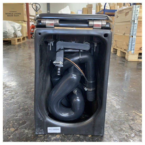 Planus Stilo Plus 24V Marine Tuvalet Mat Siyah 