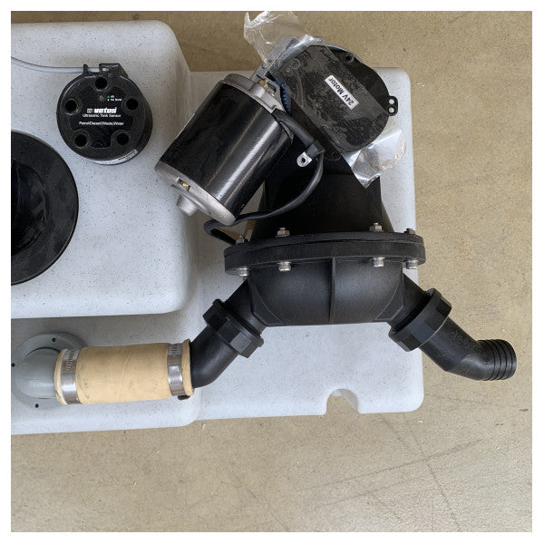 Vetus WWS8824B 88L avloppsvattentankssystem med pump 24V 