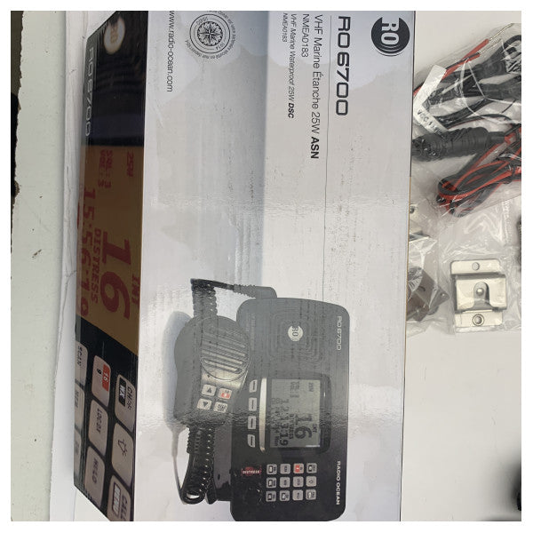 Radio Ocean RO6700 VHF pomorski radio - snažni 25W vodootporni brodski transceiver s NMEA0183 integracijom 