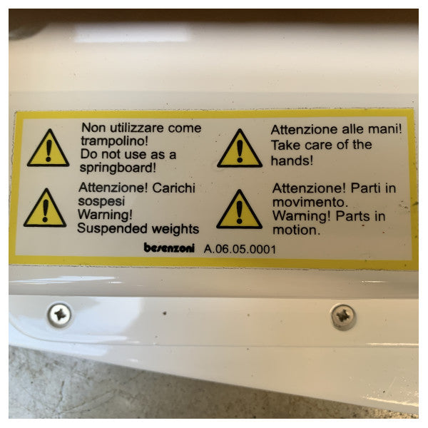 Besenzoni SI 401 automaattiset hydrauliset uimaportaat 5 askelmaa