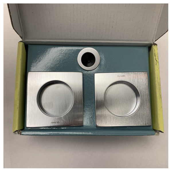 Квадратна дверна ручка Olivari D129-CO в комплекті з матовим хромом