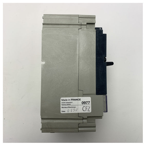 Schneider Electric NS160N STR22SE 160 3P3T - 30770

This text is already in English and appears to be a product code for Schneider Electric.