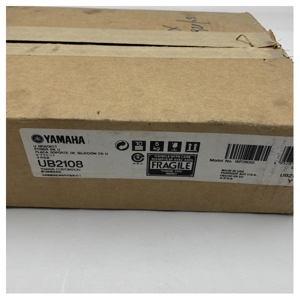Yamaha UB2108 Soporte en U marino duradero para el montaje seguro de altavoces - Resistente al agua y a la corrosión