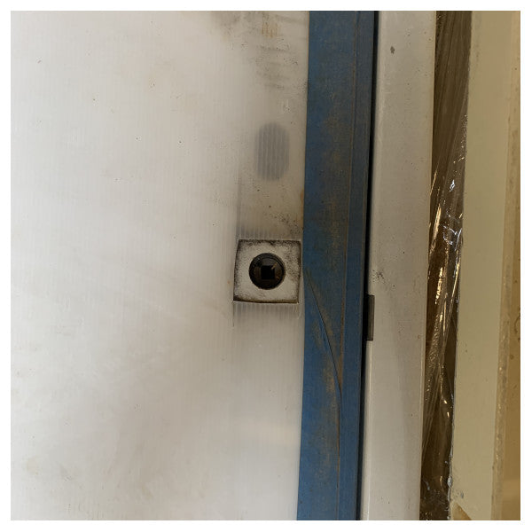 Meriteräksinen palo-ovi A60 luokiteltu korroosionkestävällä pinnoitteella offshore- ja merenkulkukäyttöön.