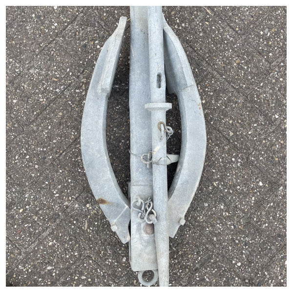 Адмиралтейска котва Sanguineti 35 KG поцинкована сгъваема