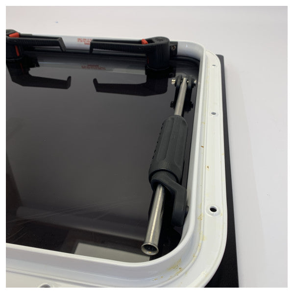 Hatch di accesso e fuga Lewmar Flush 2G Dimensione 44 442 x 442 - 399441976 