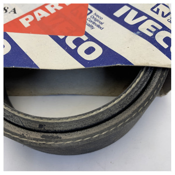 Iveco 4898546-ST-P69 - Correa de transmisión en V 