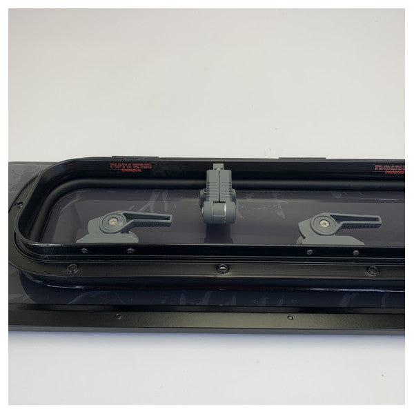 Lewmar Flush Trim Portlight Aft vahvistuksella ja avattavalla ikkuna - 30181200 