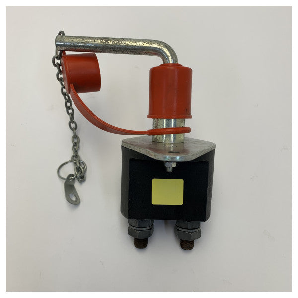 Акумуляторний вимикач Vetus 1106 12/24/48V з ключем 