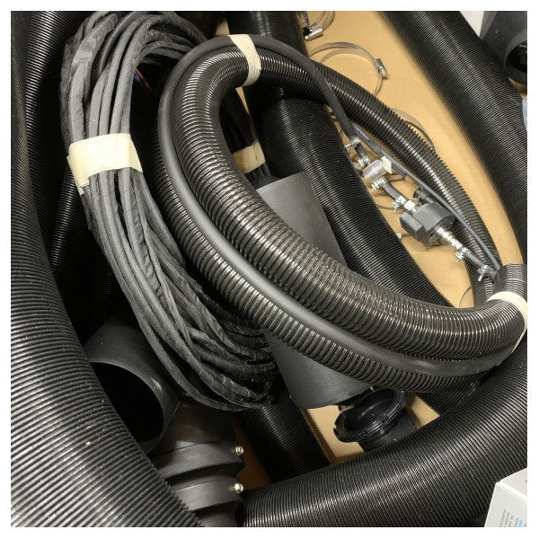 Eberspacher Airtronic M2 D4R ħawt diesel marittimu 12V kit b'Ħoses - 24.9002.01.0230 