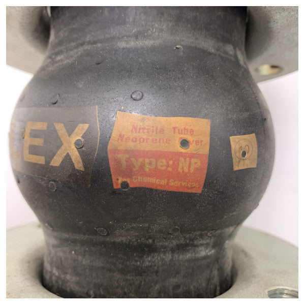 Flexibler Gummikompensator DN65 PN10/16 mit Edelstahlflanschen zur Schwingungsdämpfung und Wärmedehnung in Rohrleitungssystemen