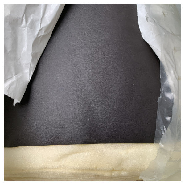 Guido Mario Vega Fabric 019 Brun Marin Kläde med Skum 
