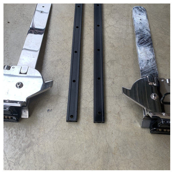 CRN Custom Line Navetta 37 καμπίνα πάγκου χειρισμού / κιτ ολίσθησης 