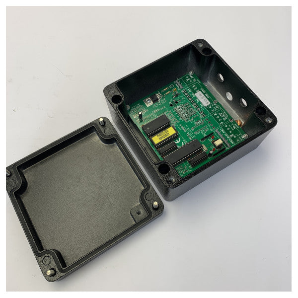AMI Marine KW950F NMEA-konverter - grensesnitt for marine elektronikk 