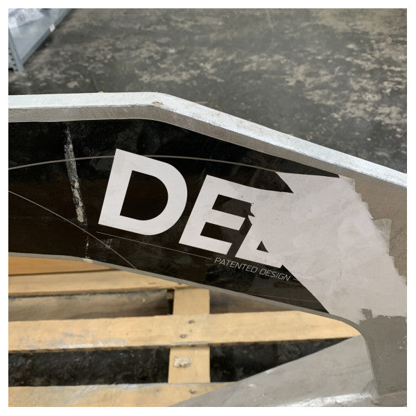 Âncora Lewmar Delta 63kg - 140lbs Aço Galvanizado Alta Aderência para Barcos até 25M - 57463 