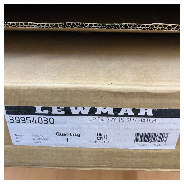 Lewmar Low Profile Daqs 54 Deck Hatch 395 x 507 mm - 19.410.54 - 39954030 