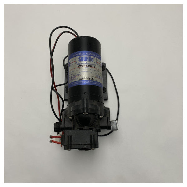KÄYTETTY Shurflo 981116A makean veden painepumppu 12V