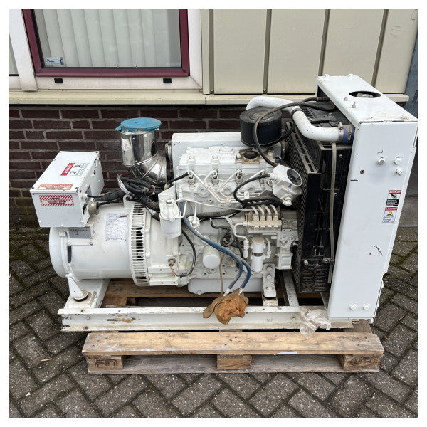 Usato Generatore Diesel tier 3 da 15 kW a 3 fasi, 1500 RPM Northern Lights