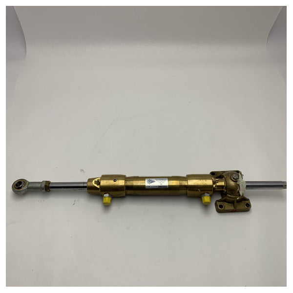 Високоякісний латунний гідравлічний циліндр Marsili CL.0/18N для внутрішнього використання на суднах з хромованим штоком з нержавіючої сталі