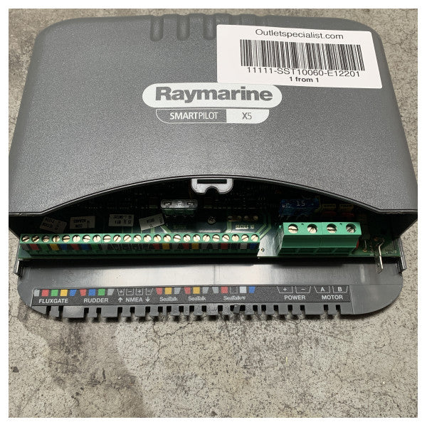 Raymarine X5 autopilot course computer in USED condition - E12201.