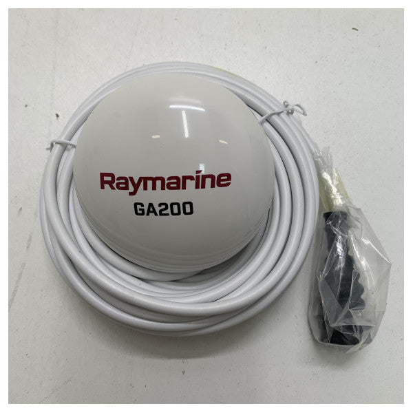 Raymarine AIS4000 CLASS A AIS transponder - E70601