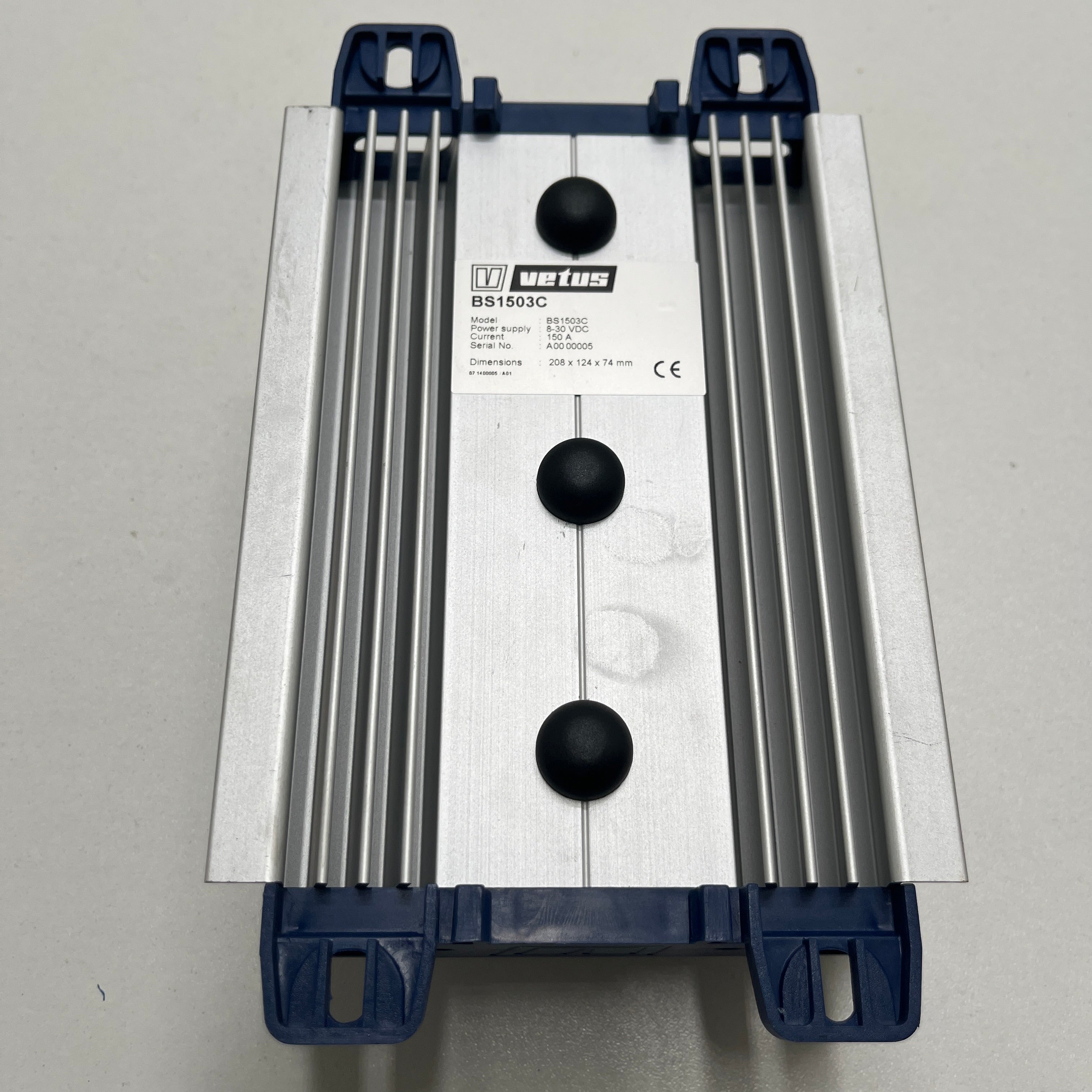 Separatore di batteria a 3 batterie da 150 ampere Vetus - BS1503C