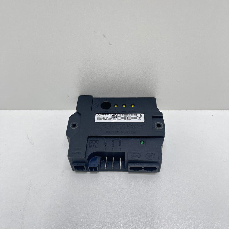 Mastervolt Alpha Pro III charge regulator 12/24V - 45513000