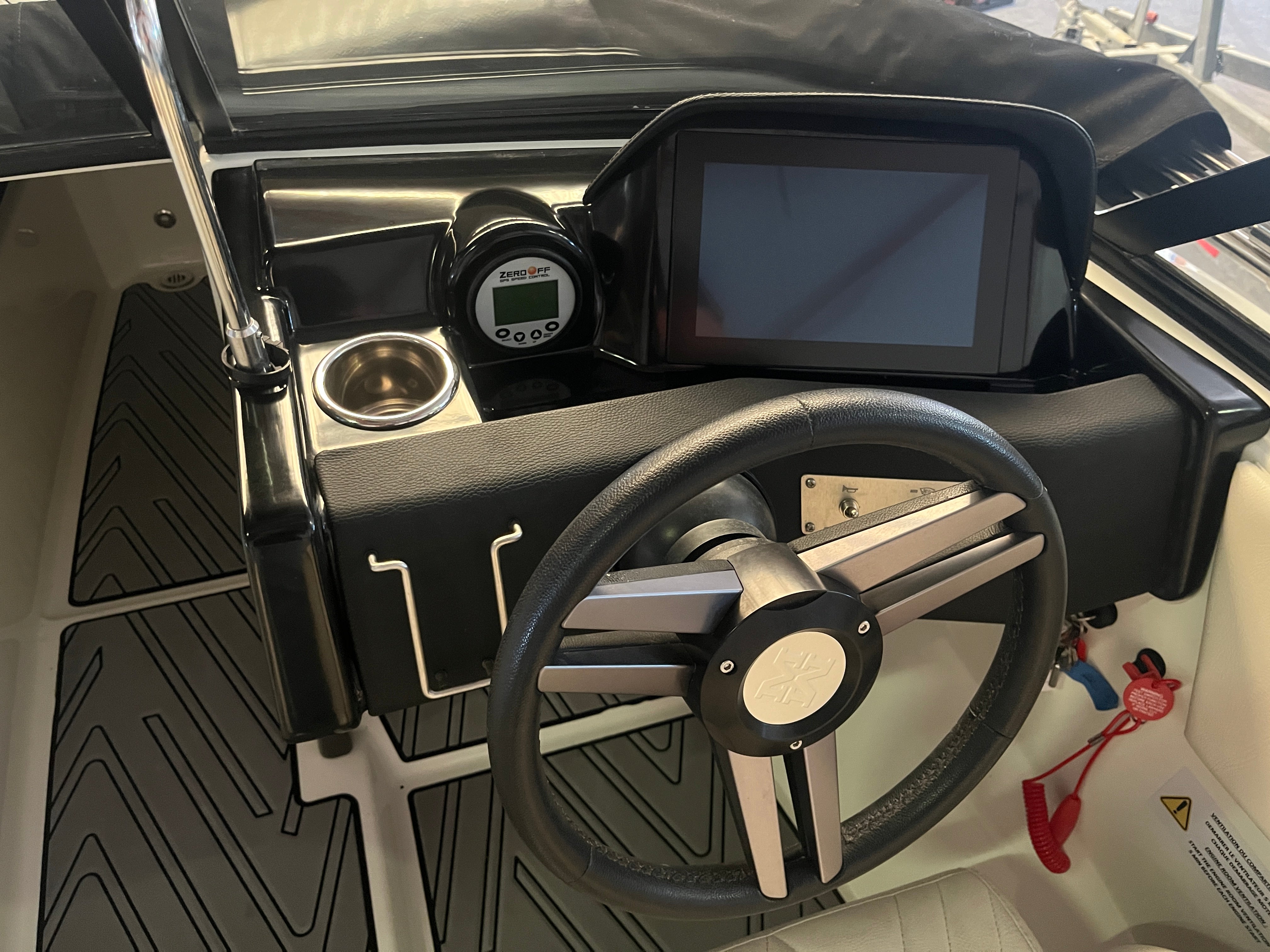 Метод Wake Ski 6.2 уейкборд - лодка за водни ски с 440HP RED